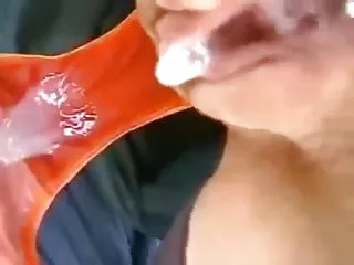 金发与大头的混蛋与一个家伙