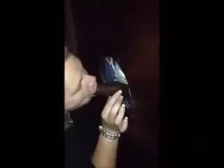 胖婊子在胸衣乱搞自己假阳具