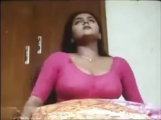 女孩 在 紧 泳装 吸 迪克